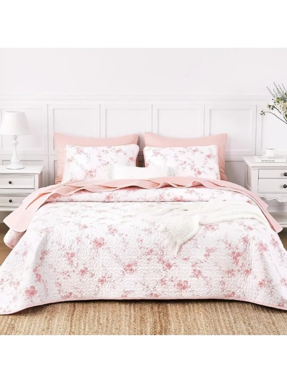 Floral Quilt Set - Vintage Shabby Chic Bedspread, Reversible Lightweight